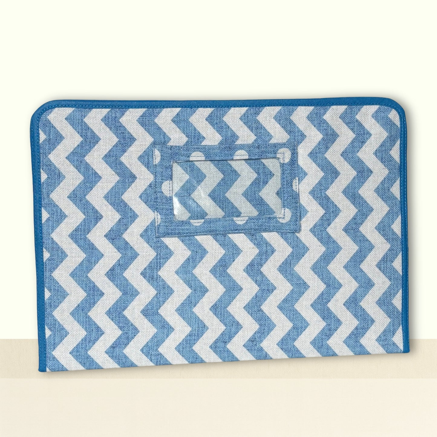 Ministry Magazine Sleeve – Blue Polka Dot Zigzag Field Service Organizer (7.5” x 10.5”)