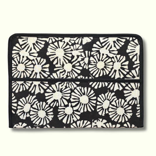 Black and White Floral Ministry Magazine Sleeve – Field Service Organizer (7.5” x 10.5”)