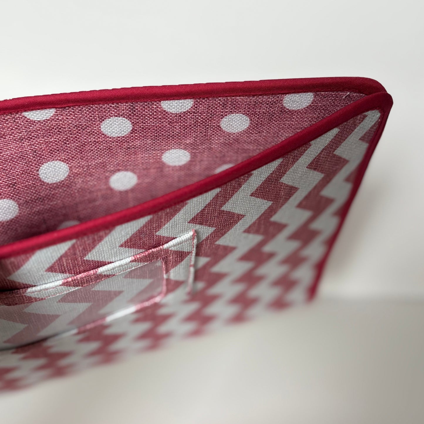 Rasberry Chevron & Polka Dot Ministry Magazine Sleeve – Field Service Organizer (7.5” x 10.5”)