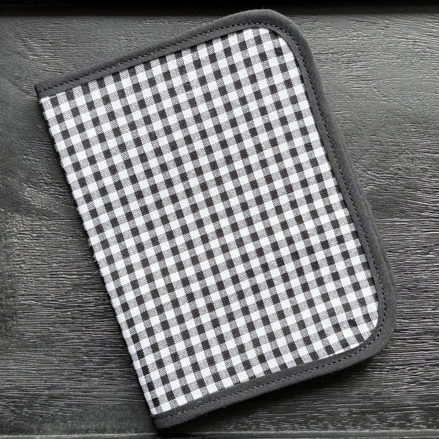 Black and White Gingham Print Mini Ministry Organizer – Tract and Invitation Holder (4.4” x 5.8”)