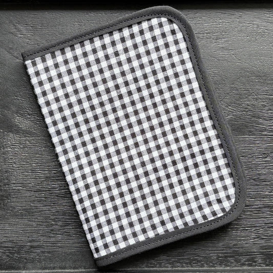Black and White Gingham Print Mini Ministry Organizer – Tract and Invitation Holder (4.4” x 5.8”)